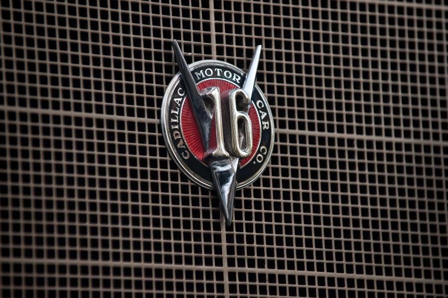  Cadillac Series 60 Special Phaeton by Fisher 1932 года  (фото 15 из 20)